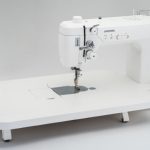 janome-haute couture ecru2000