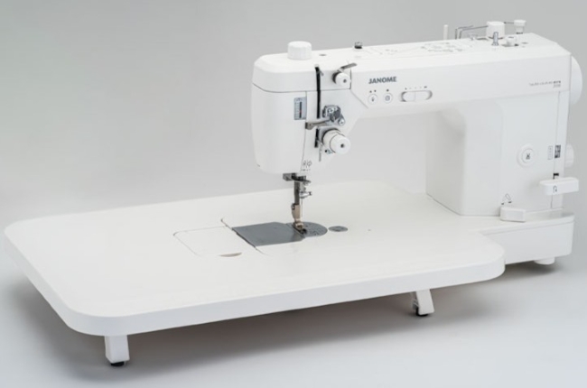janome-haute couture ecru2000